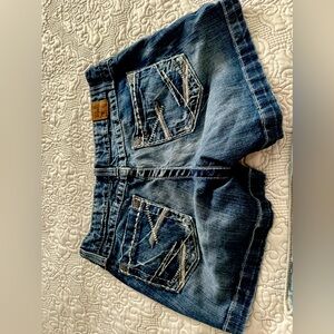 BKE Jean shorts super cute 29
